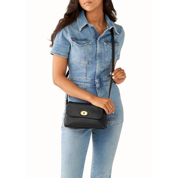 New Fossil Gabriella Small Flap Crossbody Black - Picture 1 of 4